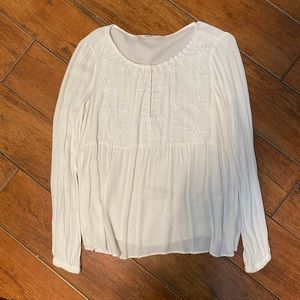 White long sleeve blouse